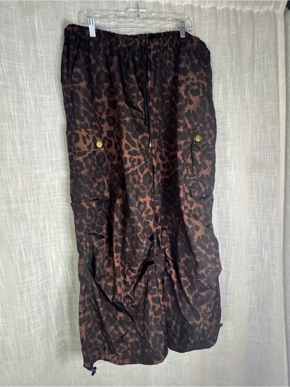 Leopard Print Wide-Leg Cargo Pants - Brown